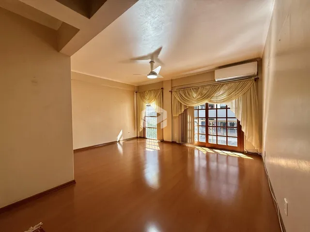 Apartamento com 3 dormitórios