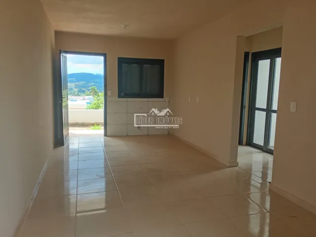 Casa geminada com 2 dormitórios, foto 2