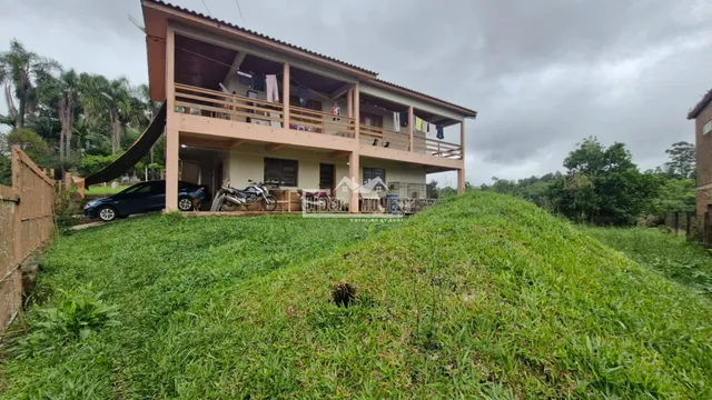 Casa com 3 dormitórios