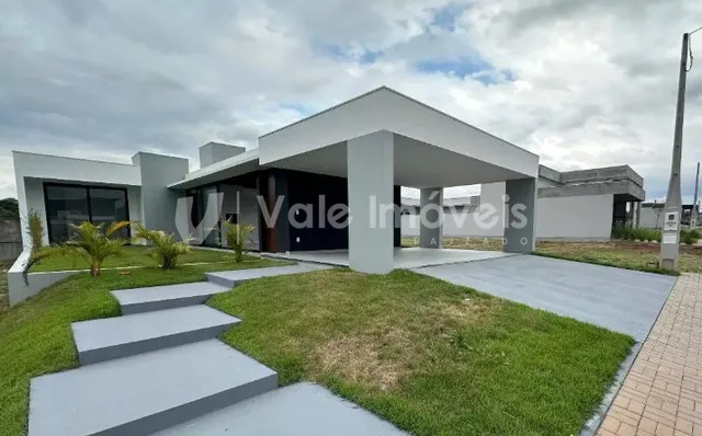 Casa com 3 dormitórios