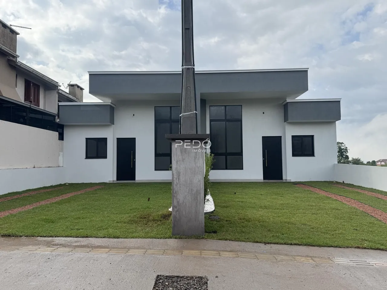Casa geminada com 3 dormitórios, foto 1