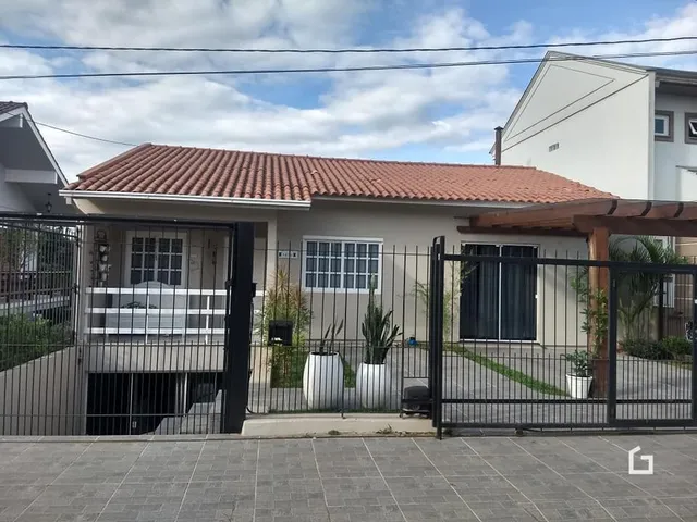 Casa com 3 dormitórios