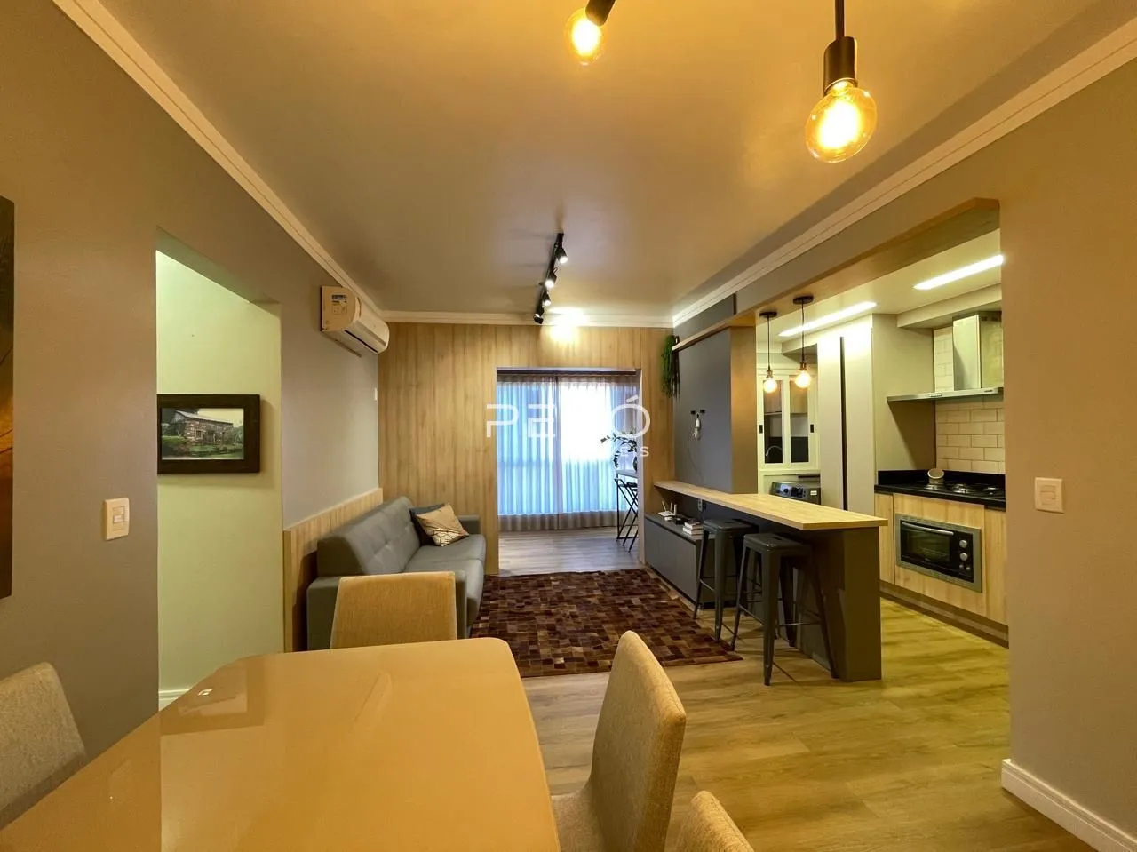 Apartamento com 2 dormitórios, foto 1
