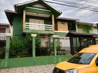 Casa com 3 dormitórios, foto 1
