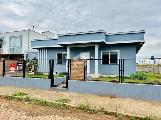 Casa com 2 dormitórios