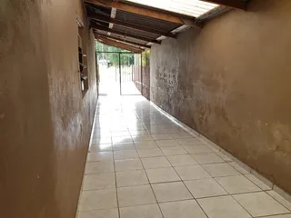 Casa com 3 dormitórios, foto 2