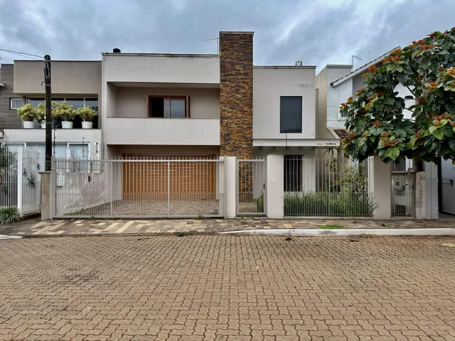Casa com 3 dormitórios