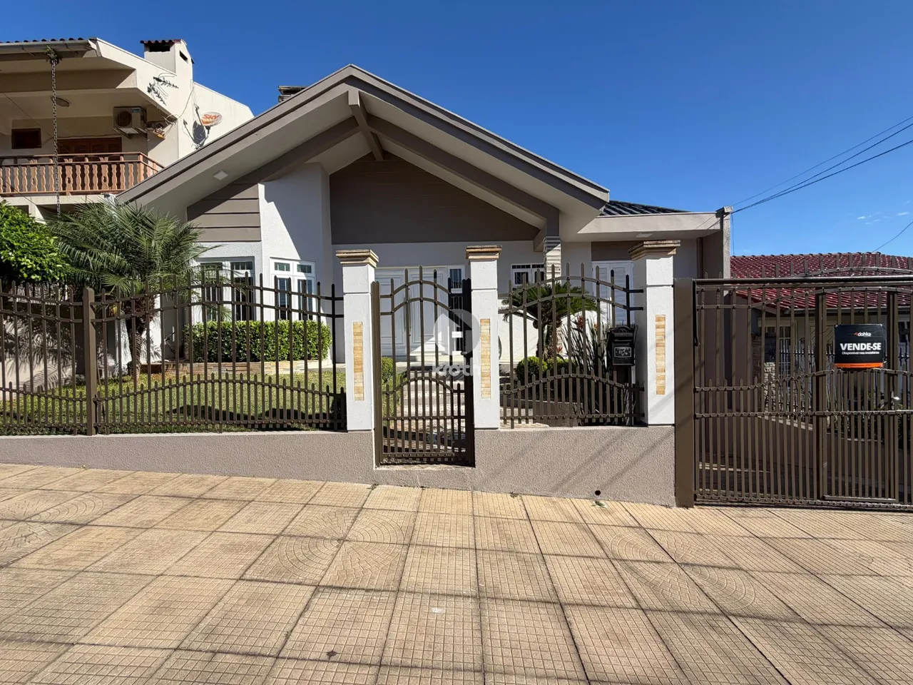 Casa com 3 dormitórios, foto 1
