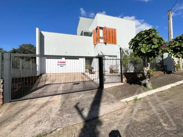 Casa com 3 dormitórios