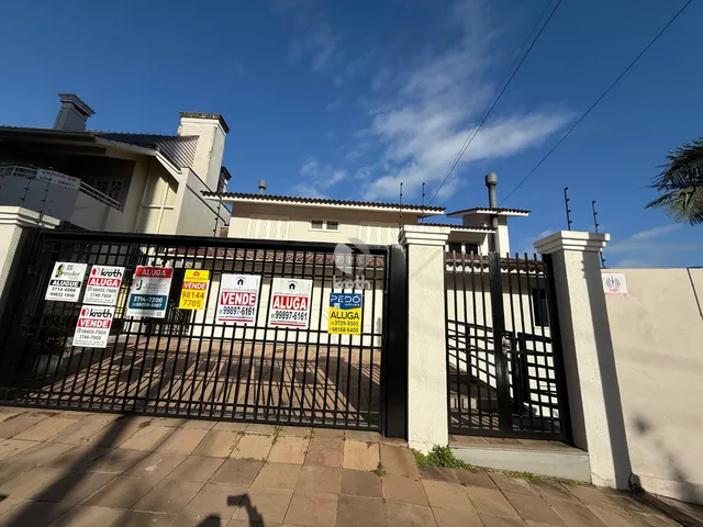 Casa com 6 dormitórios