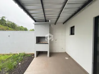 Vista externa de uma área coberta de uma residência em Lajeado.