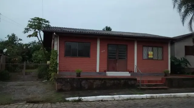 Casa com 2 dormitórios