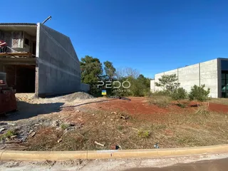 Vista externa de uma propriedade em construção em Lajeado, Brasil.
