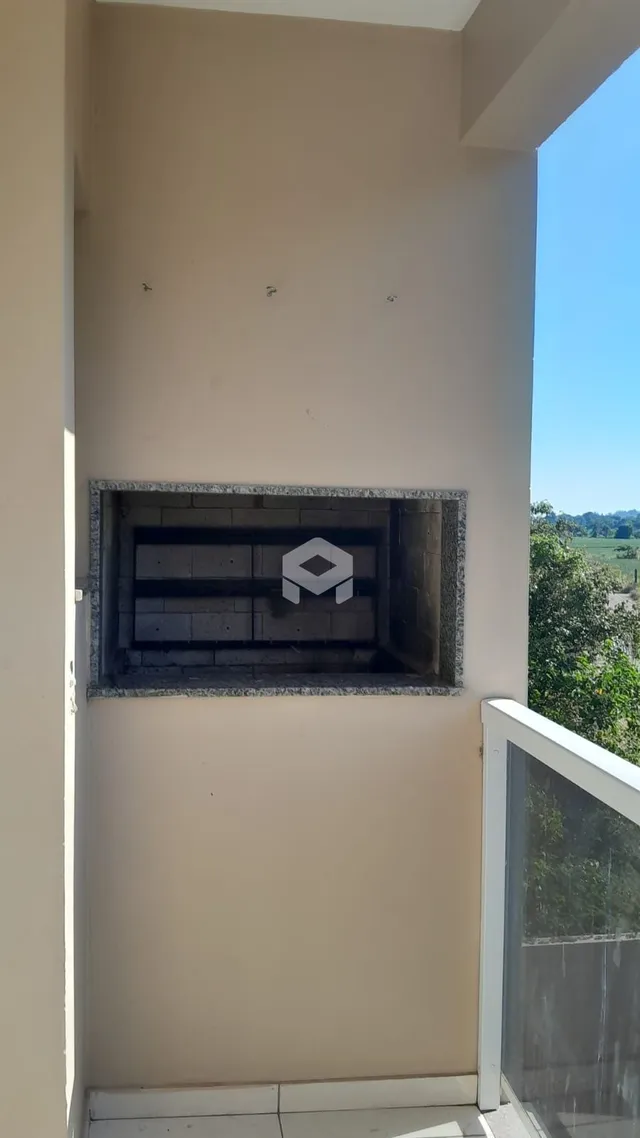 Parede externa de uma residência em Lajeado, Brasil, com uma área embutida.