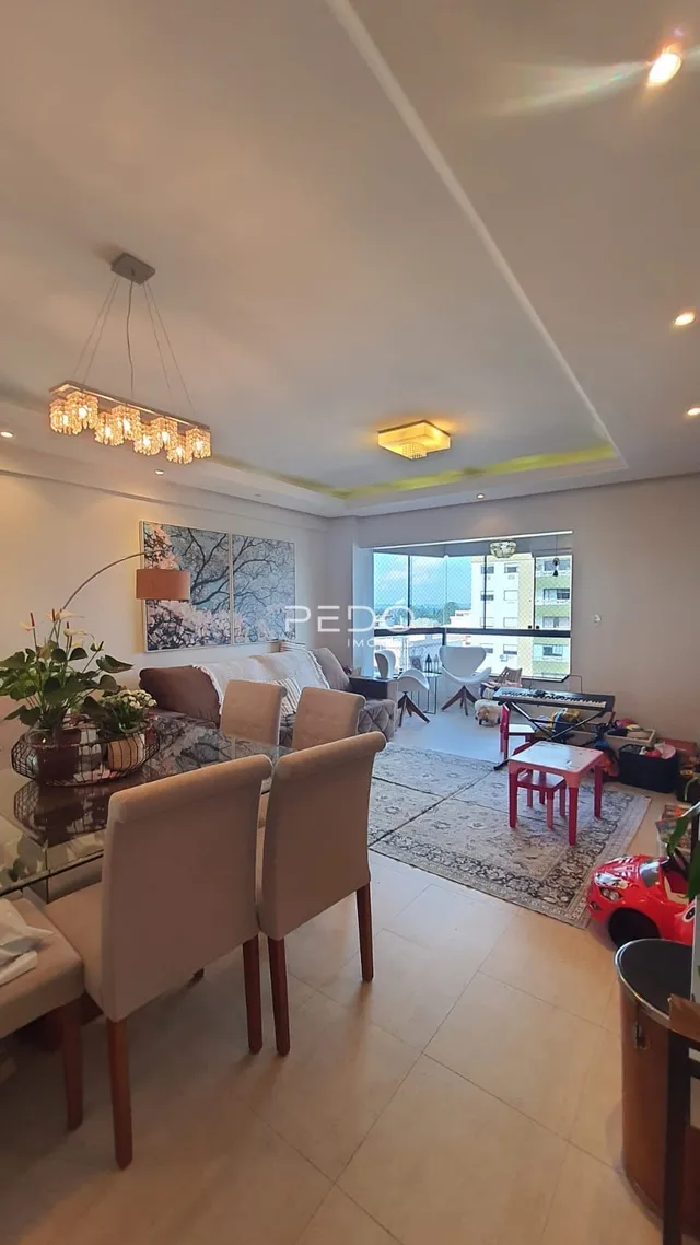 Apartamento com 3 dormitórios, foto 2