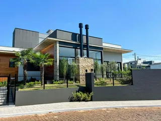 Casa com 3 dormitórios, foto 1