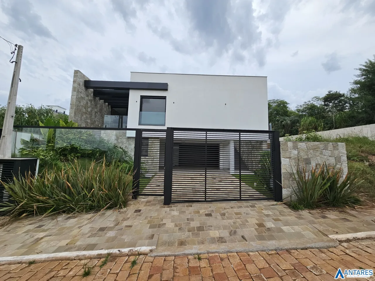 Casa com 3 dormitórios, foto 1