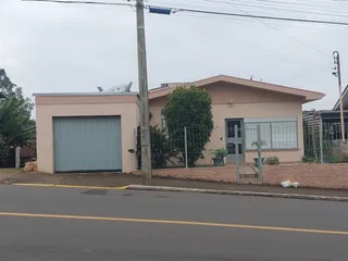 Casa com 5 dormitórios, foto 1