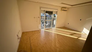 Apartamento com 2 dormitórios, foto 3