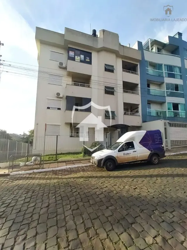 Fachada de um prédio residencial em Lajeado, Brasil.