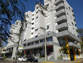 Fachada moderna de um prédio residencial em Lajeado, Brasil.