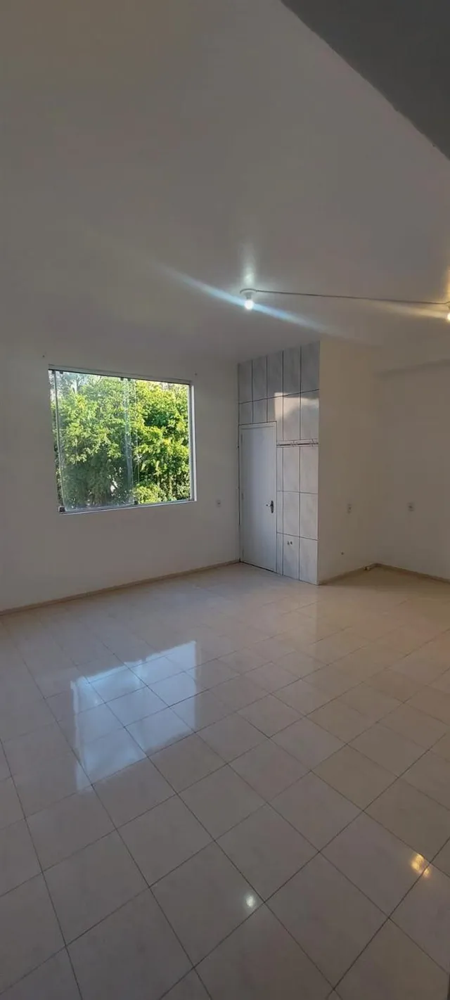 Casa com 1 dormitório