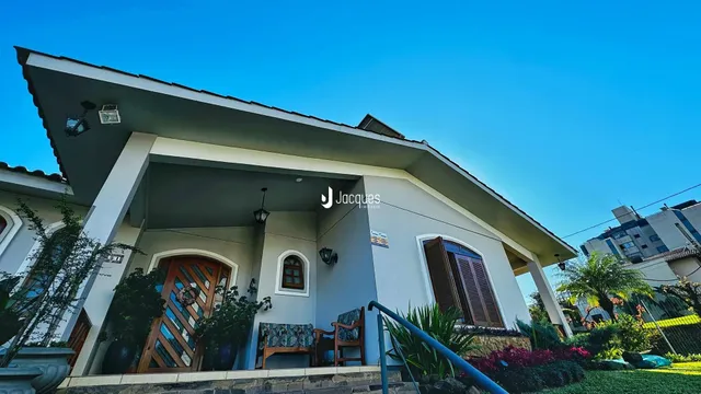 Casa com 5 dormitórios, foto 4
