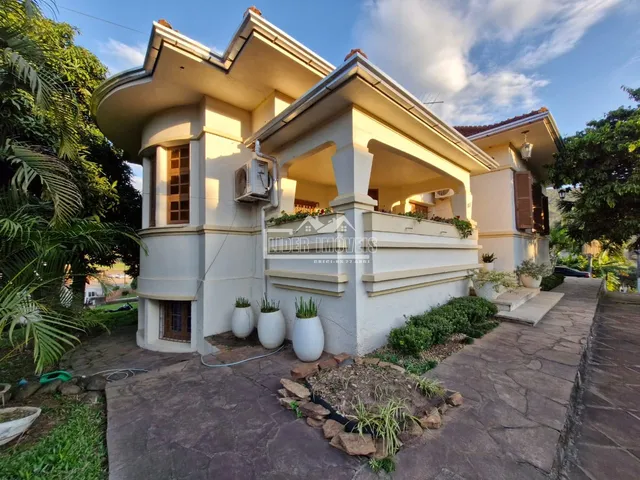 Fachada de uma casa residencial em Lajeado, Brasil.