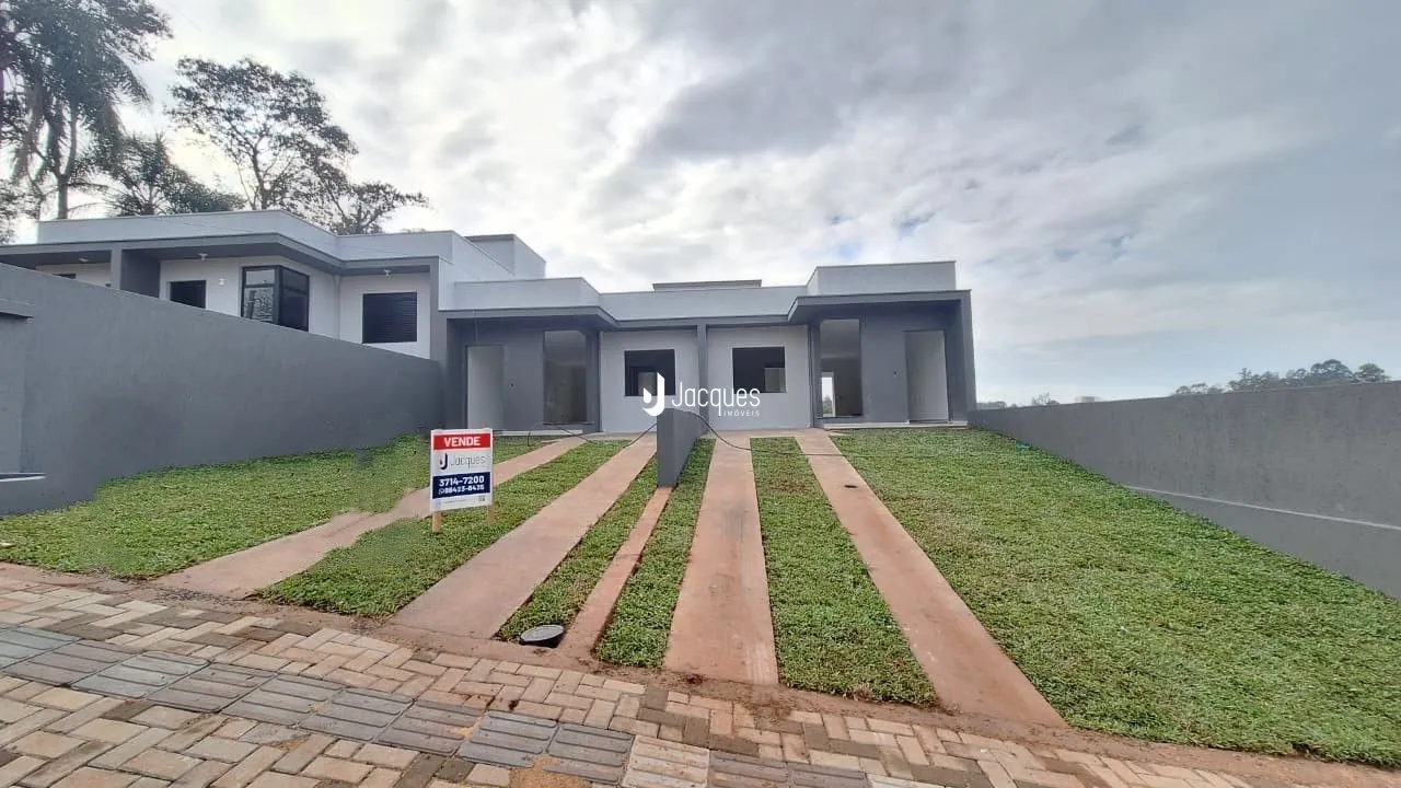 Casa geminada com 2 dormitórios, foto 1