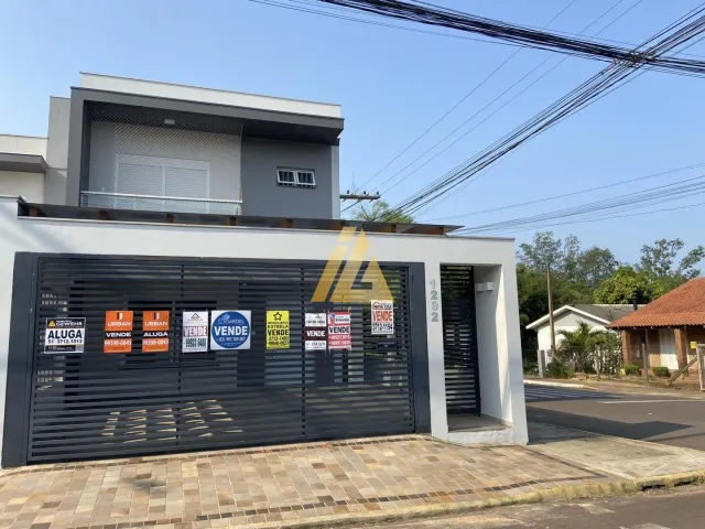 Sobrado com 3 dormitórios
