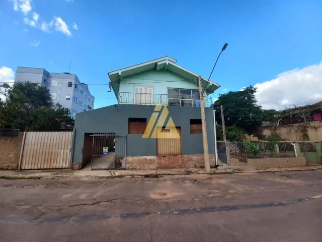 Casa com 3 dormitórios
