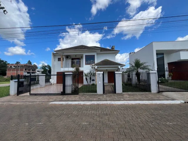 Casa com 3 dormitórios