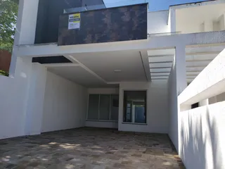 Foto de uma área externa pavimentada de um imóvel em Lajeado, Brasil.