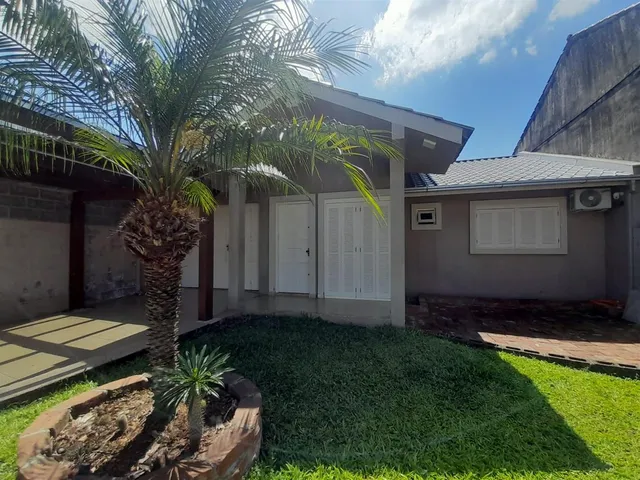 Casa com 3 dormitórios