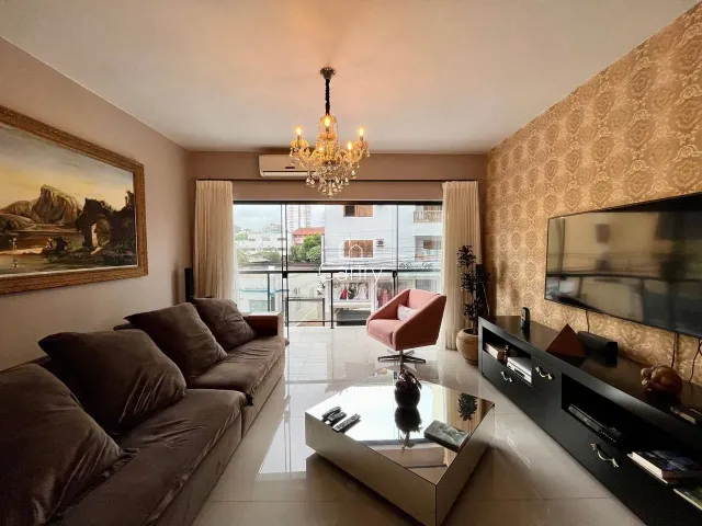 Apartamento com 4 dormitórios