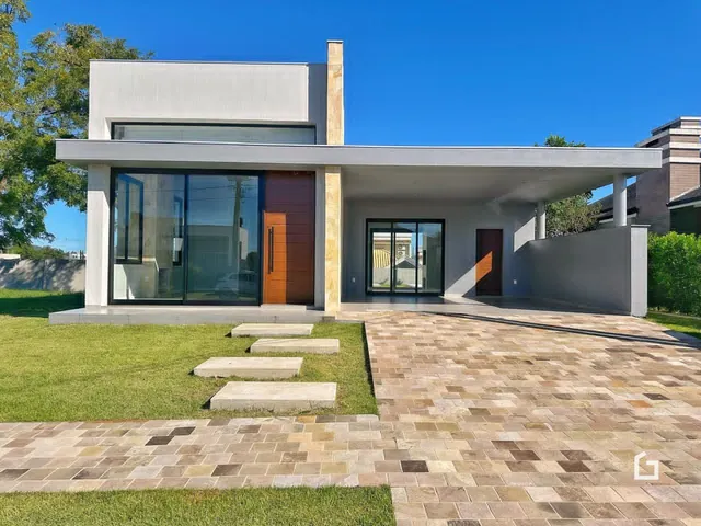 Casa com 3 dormitórios