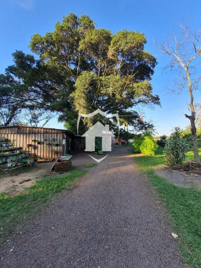 Área rural com 3 dormitórios