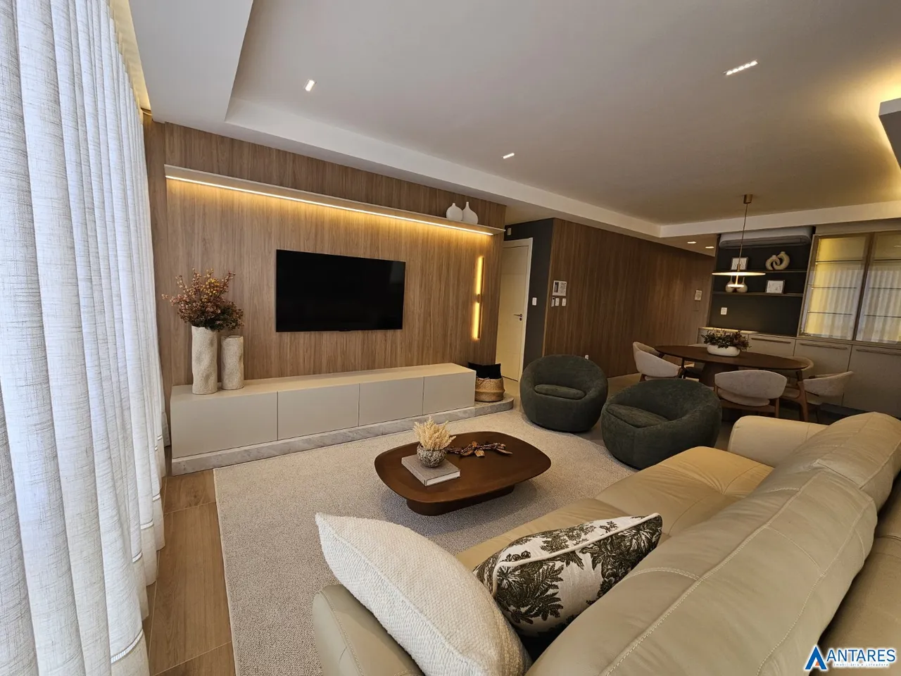 Apartamento com 3 dormitórios, foto 1