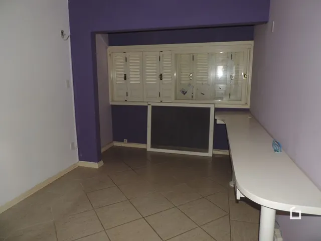 Casa com 6 dormitórios, foto 2