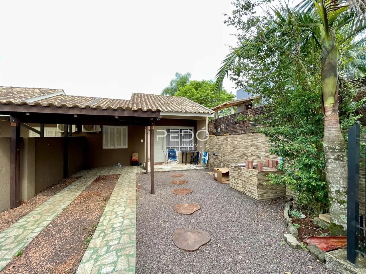 Casa geminada com 2 dormitórios, foto 1