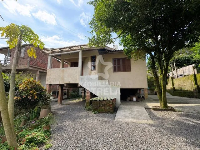 Casa com 2 dormitórios