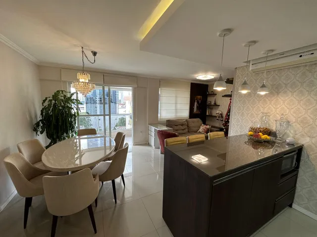 Apartamento com 2 dormitórios