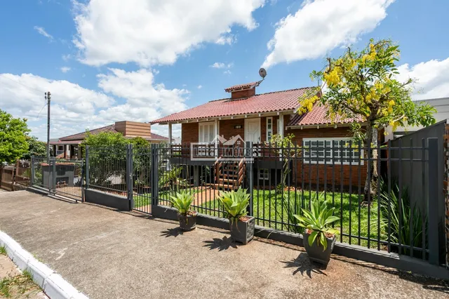 Casa com 3 dormitórios