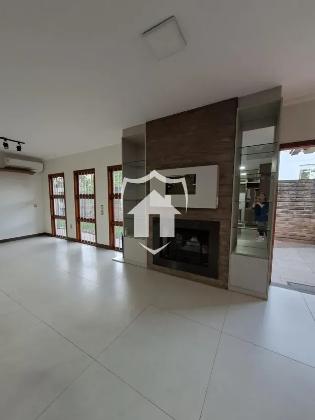 Casa com 4 dormitórios, foto 4