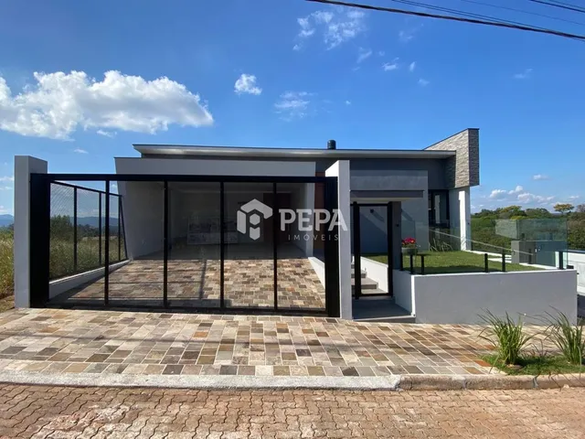 Casa com 3 dormitórios