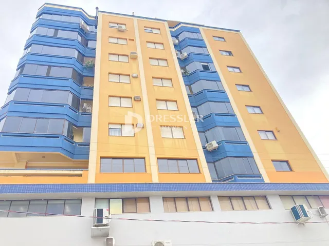Apartamento com 3 dormitórios