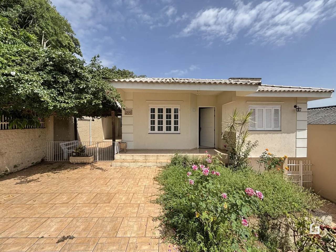 Casa com 3 dormitórios, foto 1