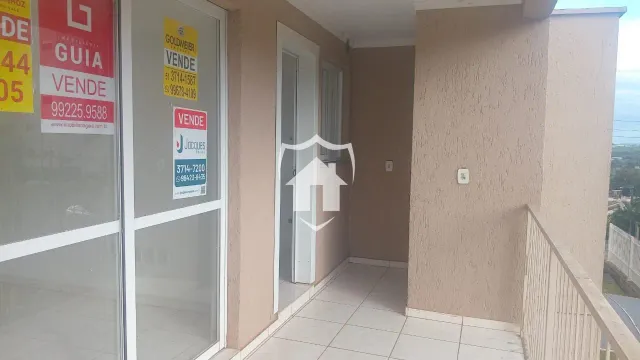 Apartamento com 2 dormitórios