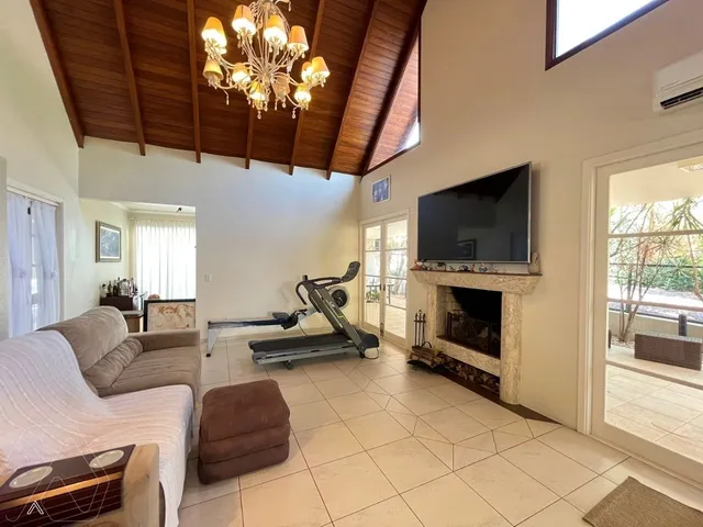 Casa com 4 dormitórios, foto 4