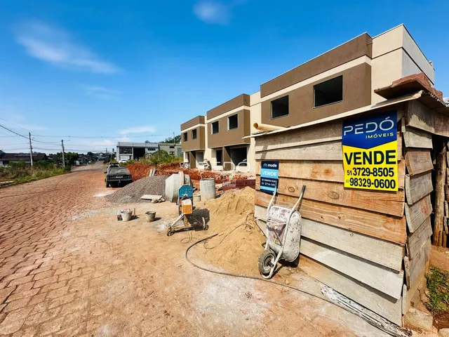 Vista externa de edifícios residenciais em área de construção em Lajeado.